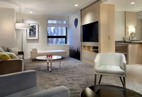 2 Connecting Suites at a 4⭐️ Hotel - Image 5