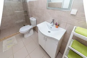 Apartamentos Oktopus (39581-A7) - Sutomore - Image 2