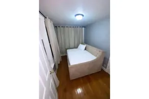 Family Friendly Three Bedroom Apartment outside of NYC - Image 5