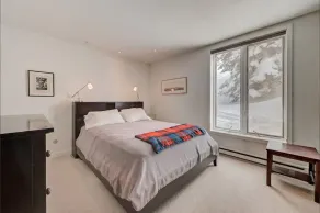 Newly renovated! Alta Blackjack Condo - ski-in/ski-out Snowbird, ski-in Alta - Image 5