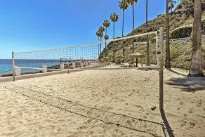 Gorgeous Oceanfront villa with panoramic views - Image 3