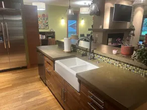 Coveted Creekside Setting, Near Downtown And Bogert Park - Image 2