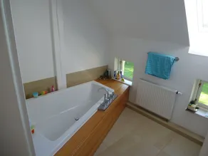 Fantastic luxury house near the beach in a large beautiful garden - Image 3