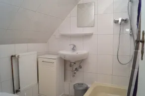 Lejlighed på øverste etage med 3 soveværelser i et fredet bindingsværkshus i 1837 - Image 4
