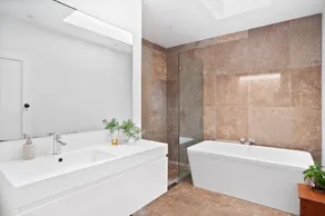 PANORAMIC VIEWS COLLAROY BEACH ESCAPE - Image 3