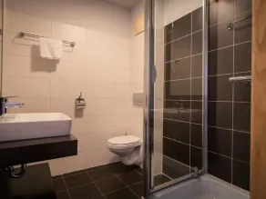 Studio apartment near skiing - Image 2