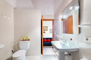 Casa vacanze 'Petita Casa Marinero' con vista mare e Wi-Fi - Image 3