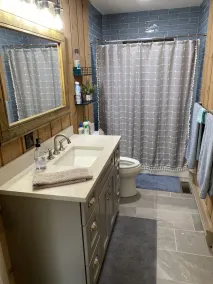 10 Min to Mt Snow-Chimney Hill ski home! Cozy Family home. - Image 3