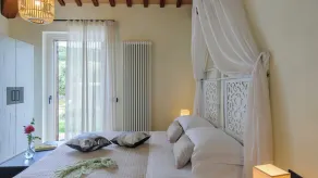 VILLINO LE MOIE 4&2, Emma Villas - Image 5