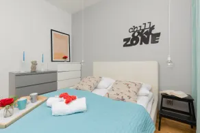 Bright Apartment with Balcony | 15 min to Metro - Image 5
