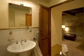 Perugino vacation apartment with garden and pool - Image 2