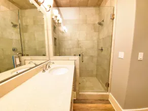 Beautiful 3-bedroom home in the heart of Downtown! - Image 4