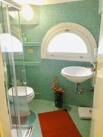 Sonnige Wohnung mit großer Terrasse einen Steinwurf von Rialto-Brücke, free wifi - Image 2