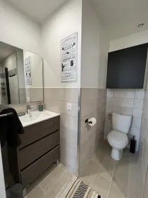 1 bedroom apartment in lesparre-mã©doc - Image 3