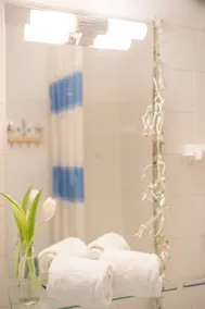 Seu apartamento com uma maravilhosa vista panorâmica da marina Burgtiefe - Image 2