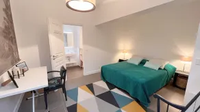 Beautiful appartment direct access to the lake - Image 4
