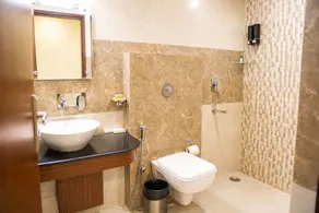 Hotel the venus - Image 2