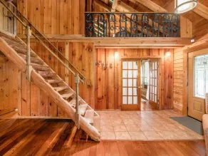 Hocking Hills Fishing Lodge - 3 Stocked Ponds, Hot Tub, Sleeps 14 - Image 2