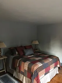 #2, Quaint Private Apartment in Historic Building - Image 4