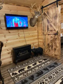 Hunters Hideaway - Image 2