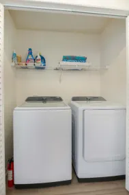 Charleston Oasis with Hot Tub, Mins to Dtwn - Image 2