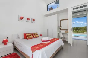Villa with Private Pool Overlooking Olive Grove - Image 4
