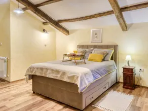 Skøn  feriebolig for 7 gæster med klimaanlæg, WIFI, boblebad, privat pool, TV og kæledyr tilladt - Image 5