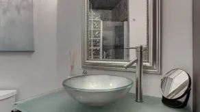 Executive 2 Bdrm Condo in the Heart of Biltmore - Image 3