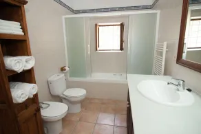 Stilvolle Ibiza-Villa mit Pool - Image 4