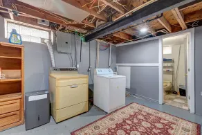 SUPER CUTE AND GREAT HOME  APPROX 15MINS TO DOWNTOWN DETROIT SLEEPS 14 GUESTS - Image 5
