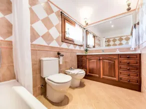 Ses Vistes by Interhome - Image 4