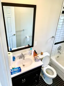 Lake Simcoe Waterfront Cottage Getaway - Image 3