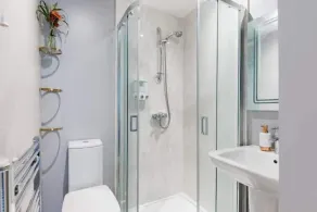 STABLE - UNIQUE STAY | SLEEPS 2 | PETS ALLOWED | WI-FI - Image 2