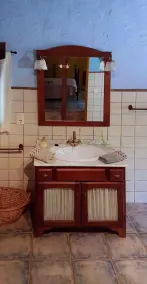 COUNTRY HOUSE WITH JACUZZI EL QUINQUÉ - Image 3