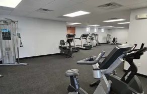Beautiful Newly built Bayside Lake Front Condo! - Image 3