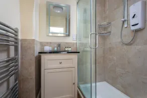 Grade II Listed Cotswolds Self Catering Accommodation. VisitEngland 4**** - Image 2