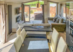 Superior Holiday Home 4 - Image 4