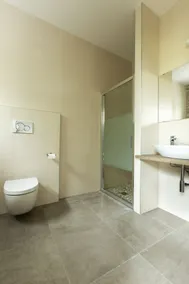 Geräumige Luxusvilla mit privatem Pool - Image 3