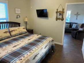 Located on Cow Shoals on the famous Little Red River, Cabin at Cow Shoals - Image 5
