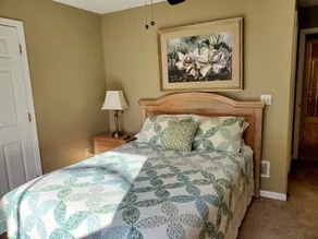 Affordable Private Lake Front House - Image 5