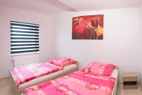 Apartamento com terraço com vista idílica para o lago da vila - Image 5