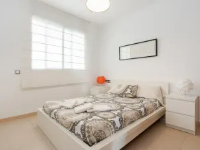 Apartment with pool and parking sea views - Image 3