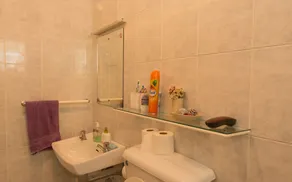 Cozy apartment in Upper Hill Nairobi - Image 2