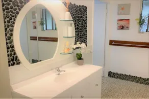 Lemac - Direct Access to Toogoom Beach-Sleeps 8-2 Smart TV's-Wifi-Pets - Image 4