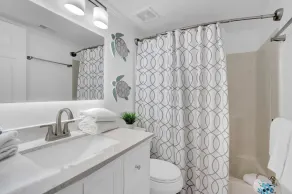 Seacrest 305 by Youngs Suncoast - Image 3