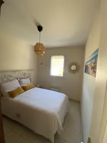 Entire villa near the Hyères islands - Image 5