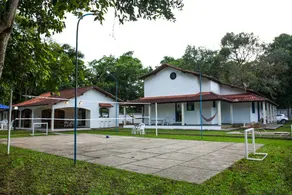 Maravilhosa Casa com Lazer Completo: Piscina, Rio, Salão de Jogos, Quadra e Mais - Image 3