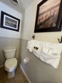 GR9 - Mountain Harbor King Guest Room on Lake Ouachita - Image 3
