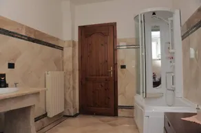 house / villa - OroseiLuxury Apartment - Image 3