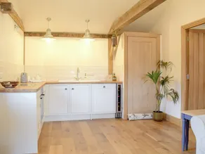 Rushmoor Lodge - Image 5